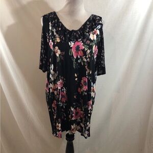 Chelsea Studio Black Floral Short Sleeve Top, Shoulder Cutouts - Womens 1X